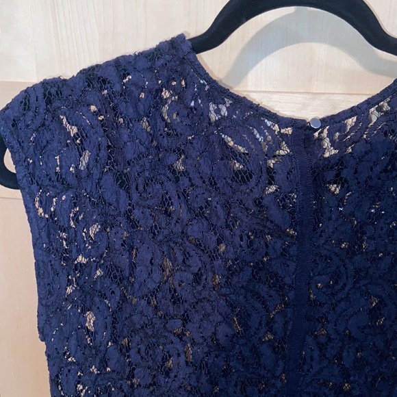 Anne Taylor LOFT Size M Black Lace Top - Picture 4 of 4